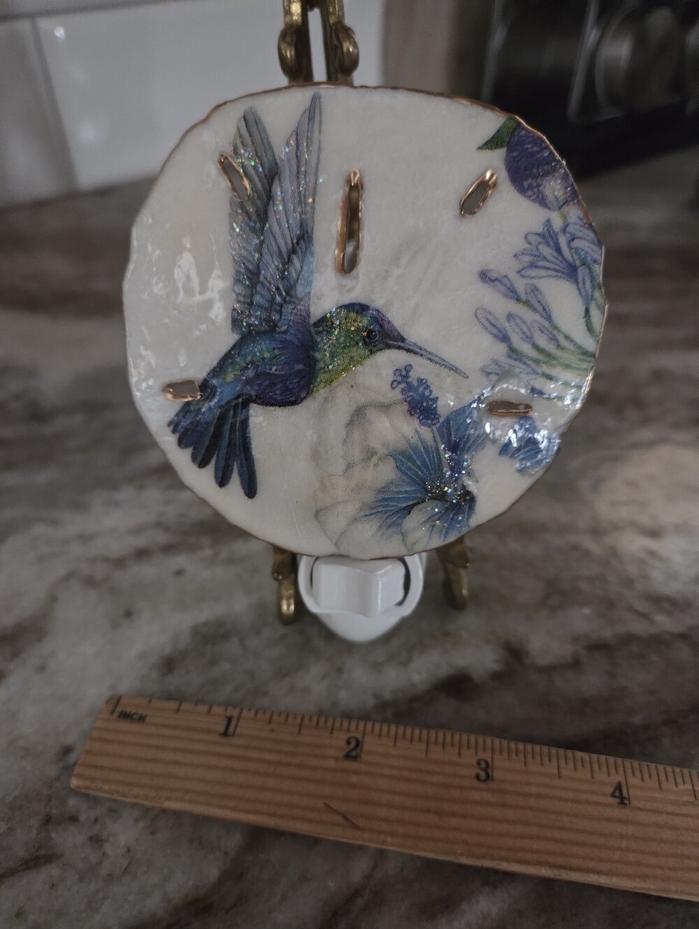 Handcrafted Nite Light Of Hummingbird Design On Natural Sand Dollar